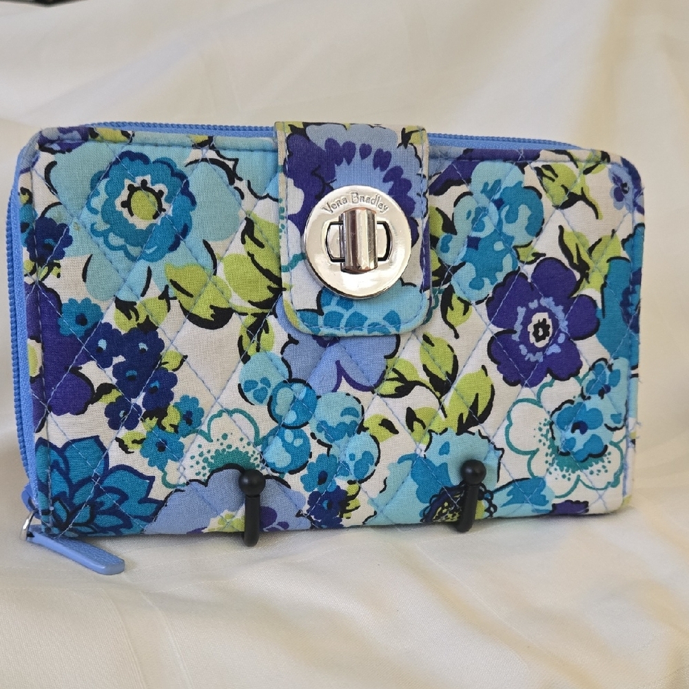 Vera Bradley Retired Blueberry Blooms Blue and Floral Quilted Wallet, NWOT